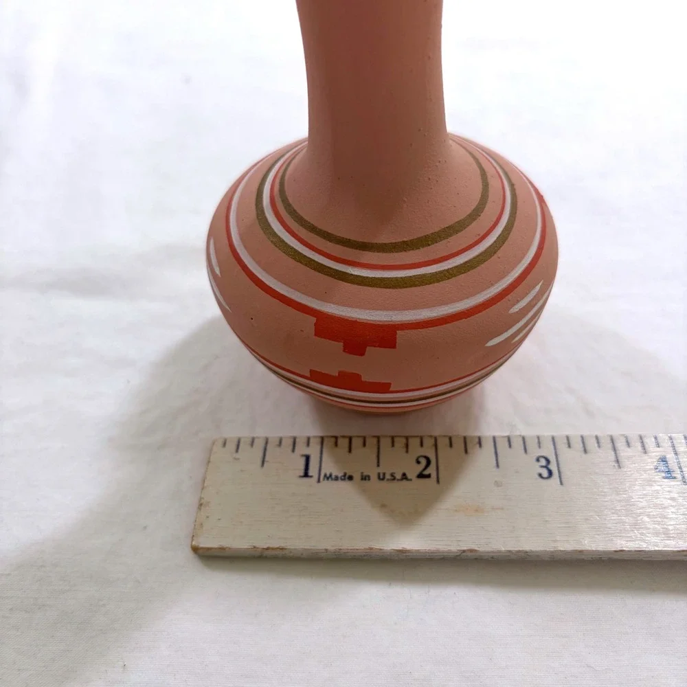 TESA Hand Painted Bud Vase USA Terracotta Southwestern Pottery P-15 Peach 5.25